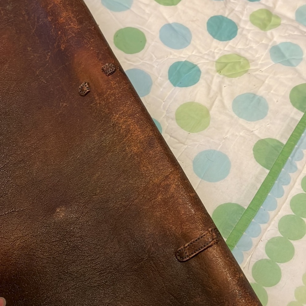 Vintage leather clutch wrap - Picture 5 of 8